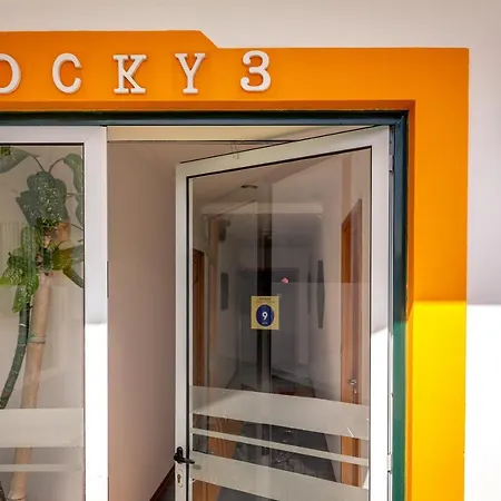 Rocky3 Hostel Angra do Heroísmo