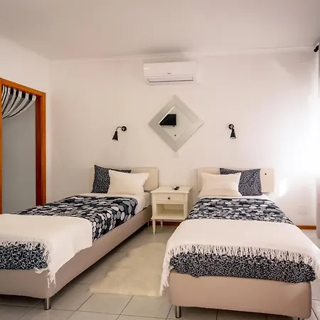 Rocky3 Hostel *