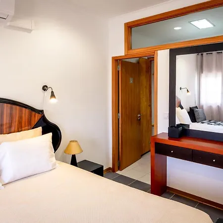 Rocky3 Hostel